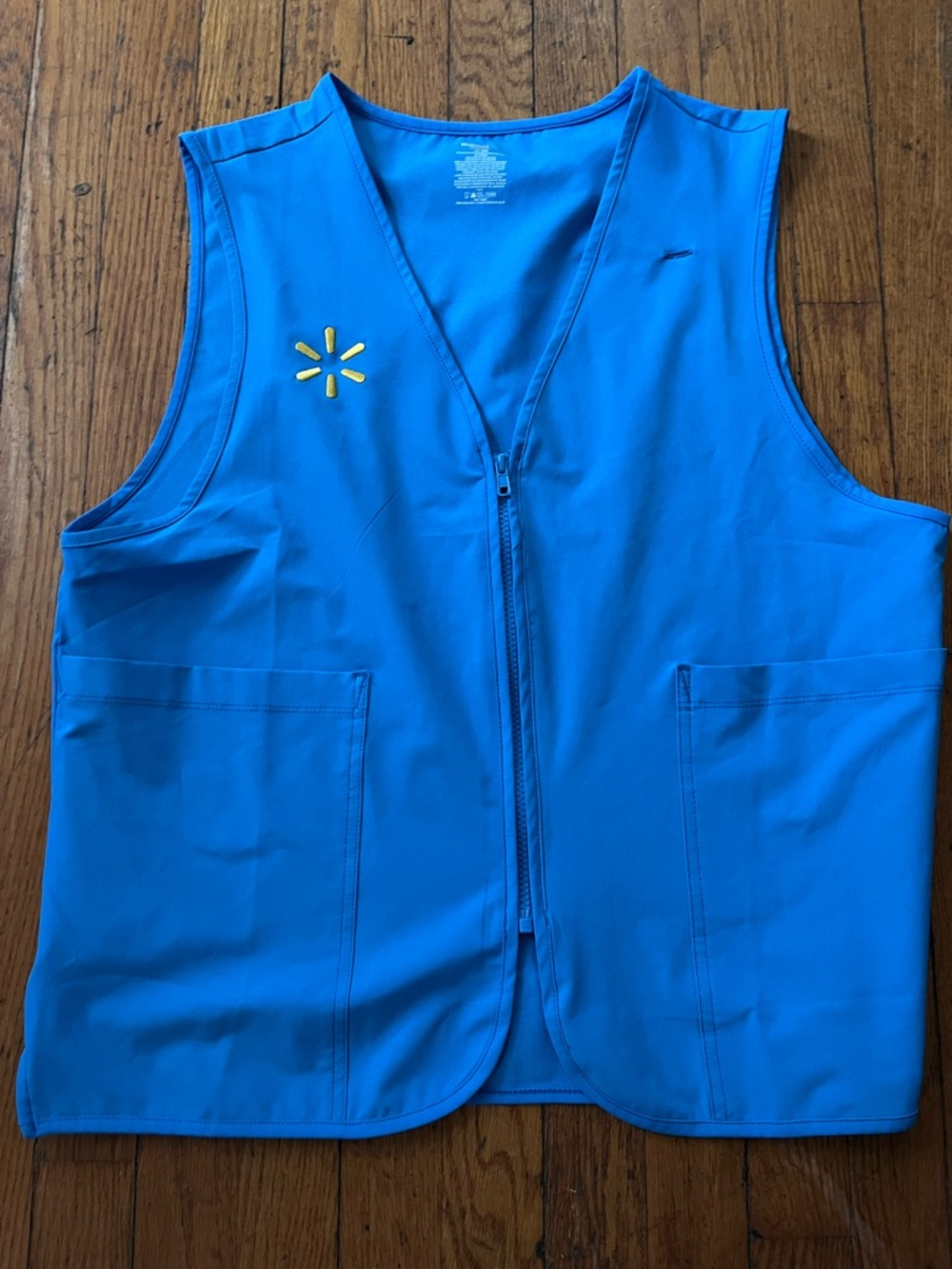 Walmart vest size Medium proud Walmart Associate uniform work attire